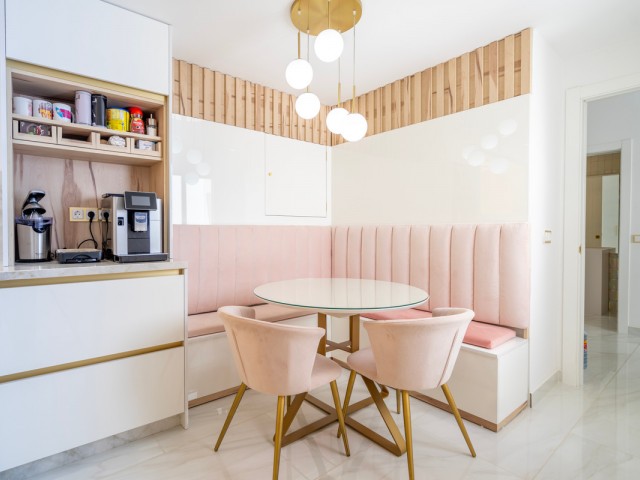 4 Soveroms Villa i Ojén