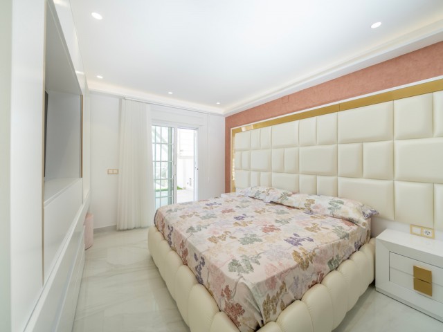 4 Soveroms Villa i Ojén