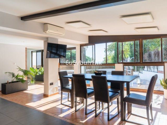 Villa avec 5 Chambres  à Torremolinos