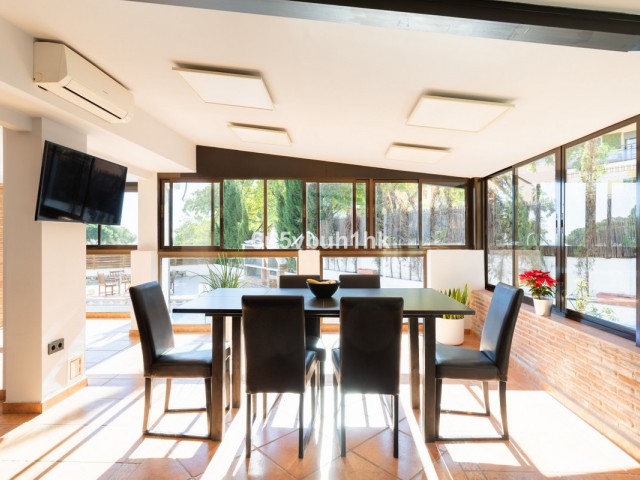 Villa avec 5 Chambres  à Torremolinos