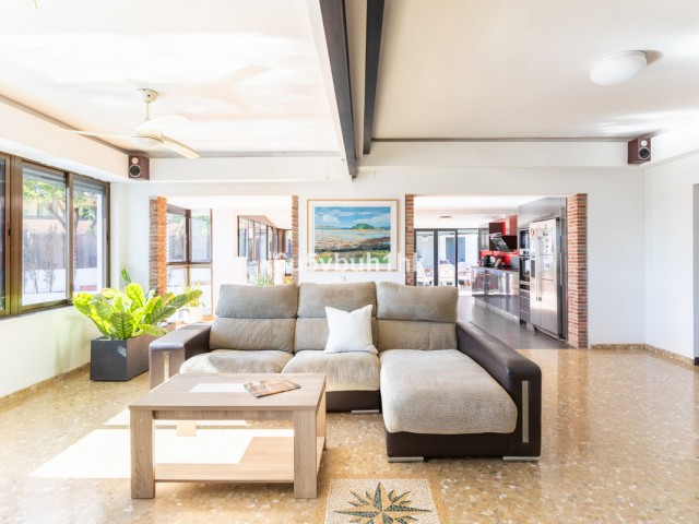 Villa avec 5 Chambres  à Torremolinos