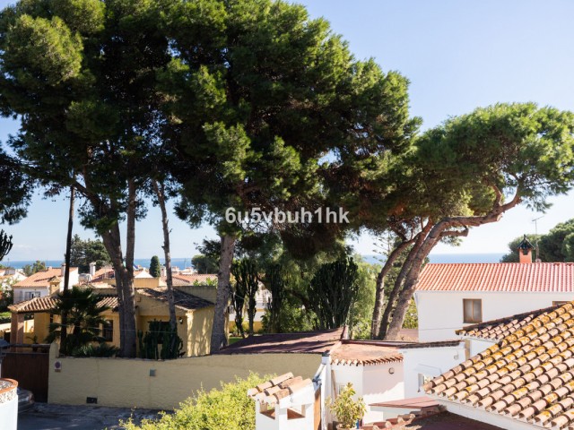 5 Makuuhuoneen Huvila Torremolinos