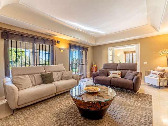 5 Makuuhuoneen Huvila Mijas Golf