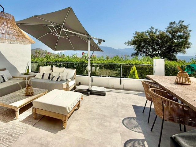 3 Bedrooms Townhouse in Elviria