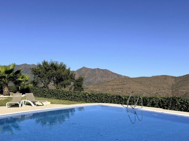 3 Bedrooms Townhouse in Elviria