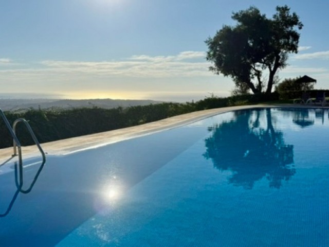 3 Slaapkamer Rijtjeshuis in Elviria