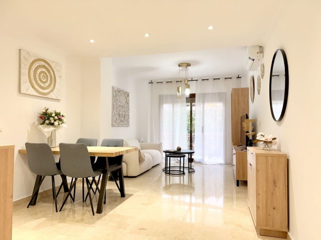 Apartment, The Golden Mile, R5234650