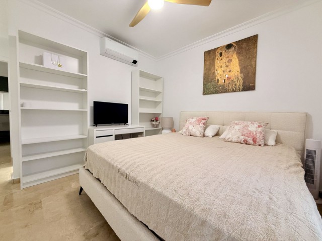 Apartment, The Golden Mile, R5234650