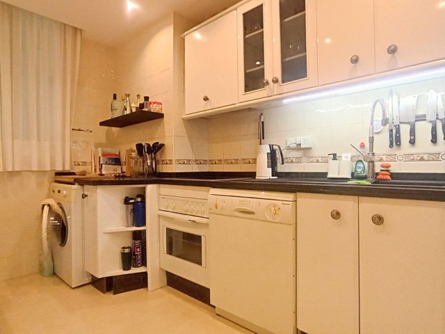 Appartement avec 3 Chambres  à Calahonda
