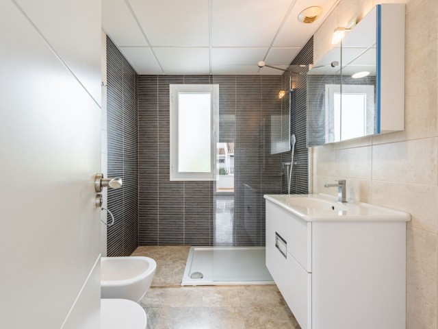 3 Bedrooms Townhouse in Nueva Andalucía