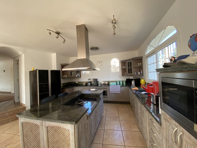 Villa avec 5 Chambres  à Mijas Golf