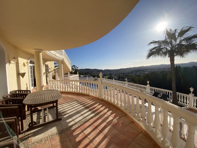 Villa avec 5 Chambres  à Mijas Golf