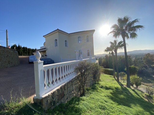 Villa avec 5 Chambres  à Mijas Golf