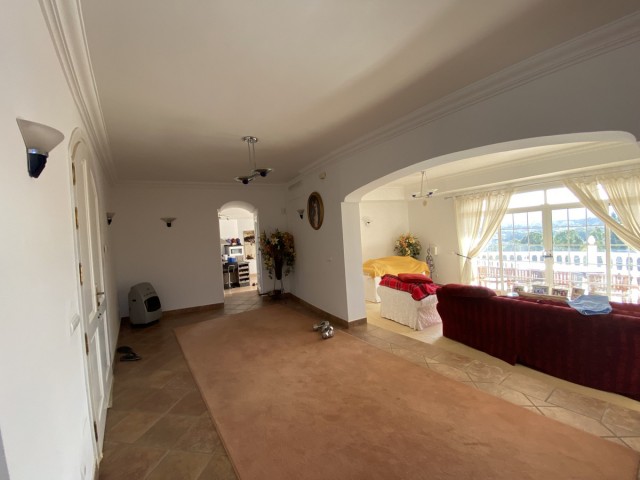 Villa avec 5 Chambres  à Mijas Golf