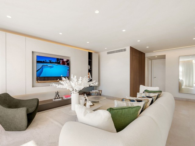 Penthouse in New Golden Mile