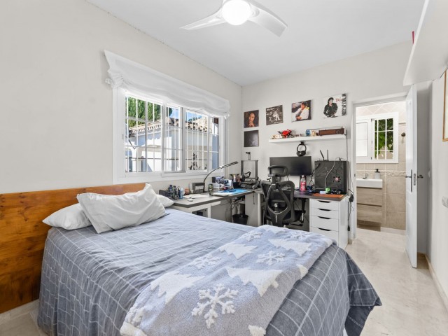 Villa avec 4 Chambres  à Mijas