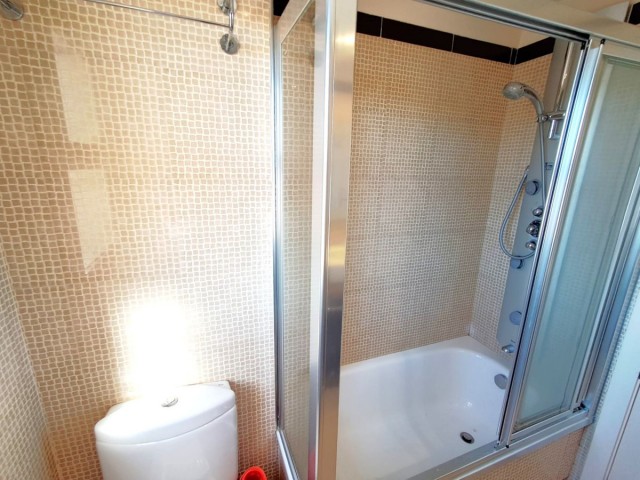 2 Schlafzimmer Apartment in Benalmadena