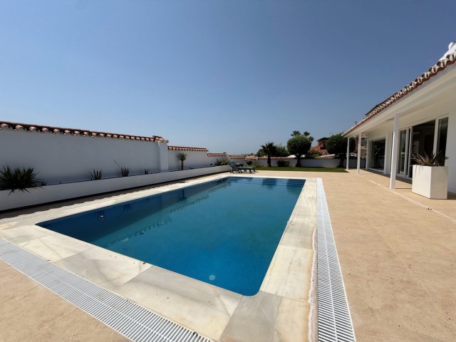 3 Bedrooms Villa in San Pedro de Alcántara