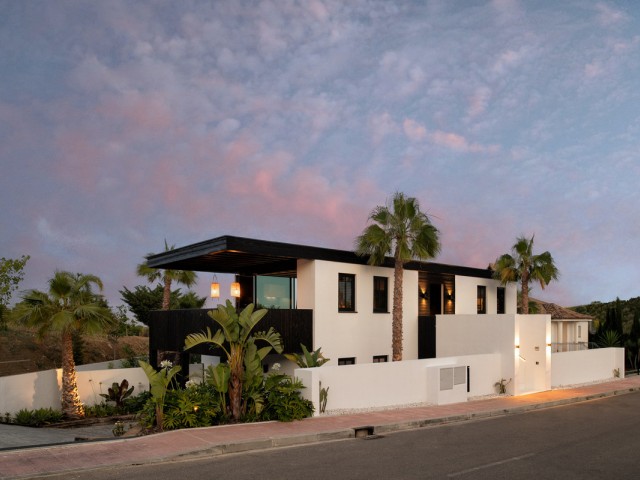 4 Bedrooms Villa in Valle Romano