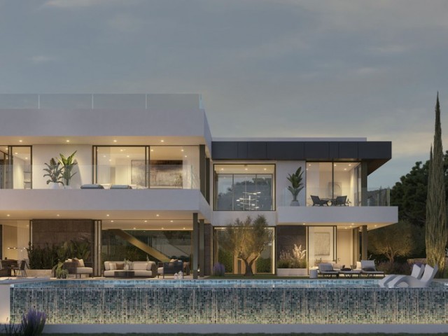 5 Bedrooms Villa in Cabopino