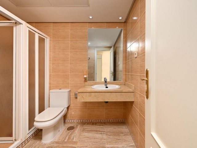 2 Soveroms Leilighet i Puerto Banús