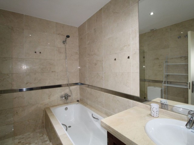 3 Schlafzimmer Apartment in San Roque Club