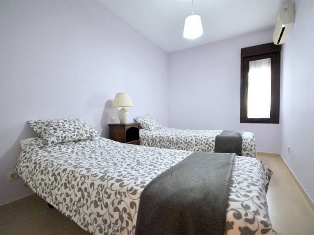 Apartamento con 3 Dormitorios  en Aloha