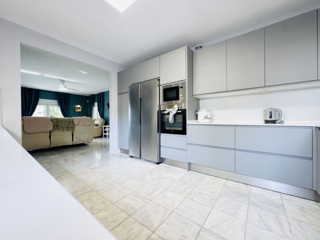 4 Slaapkamer Villa in La Duquesa