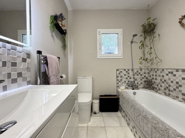 4 Slaapkamer Villa in La Duquesa