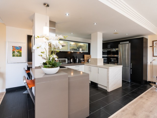 Penthouse in Estepona