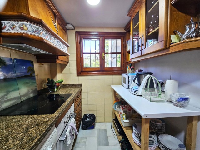 3 Bedrooms Townhouse in Benahavís