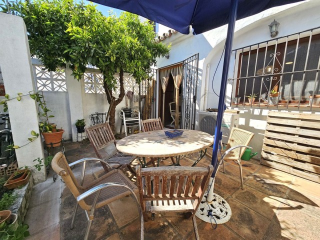 3 Bedrooms Townhouse in Benahavís