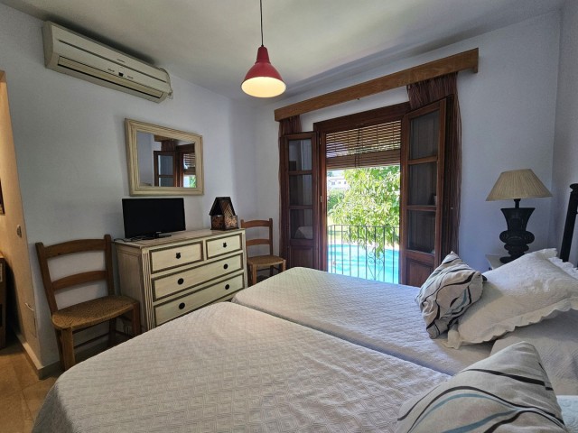 3 Bedrooms Townhouse in Benahavís
