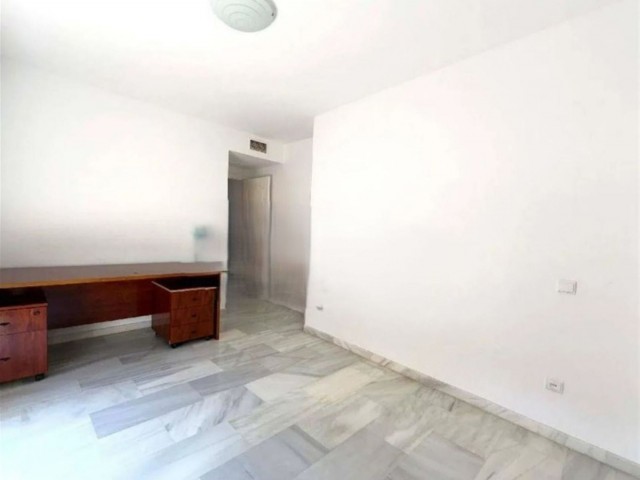 Penthouse avec 3 Chambres  à San Pedro de Alcántara