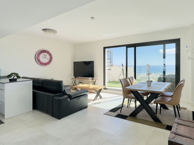 Penthouse avec 2 Chambres  à Benalmadena