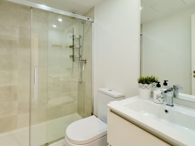 Penthouse avec 2 Chambres  à Benalmadena