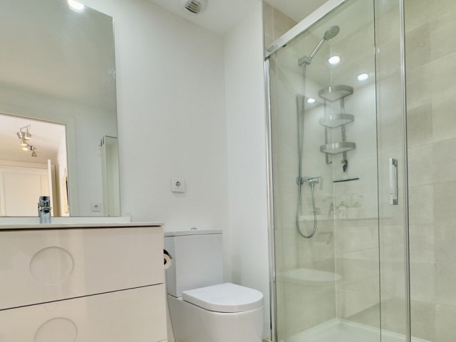 Penthouse avec 2 Chambres  à Benalmadena