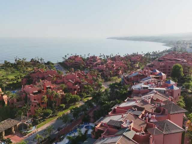 3 Sovrums Lägenhet i Estepona