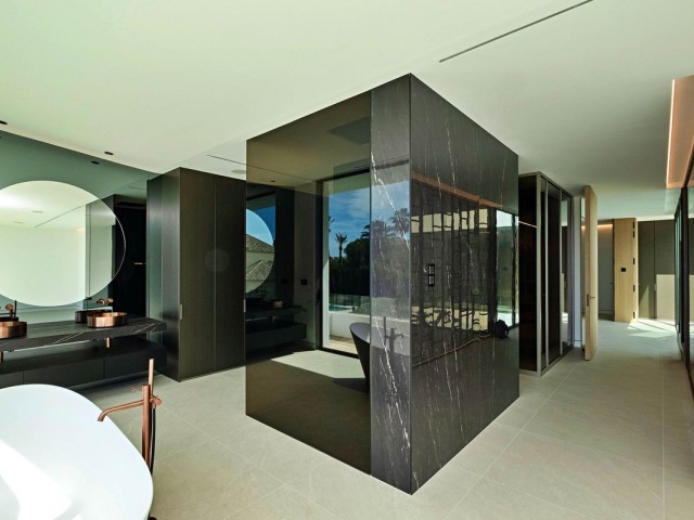 3 Soveroms Villa i The Golden Mile