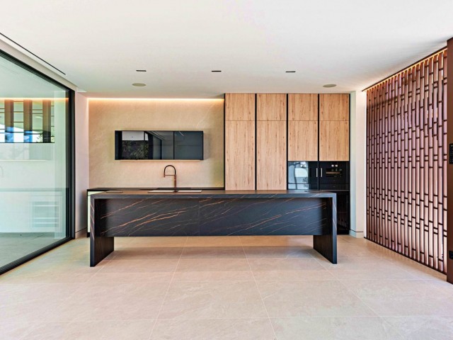 3 Bedrooms Villa in The Golden Mile