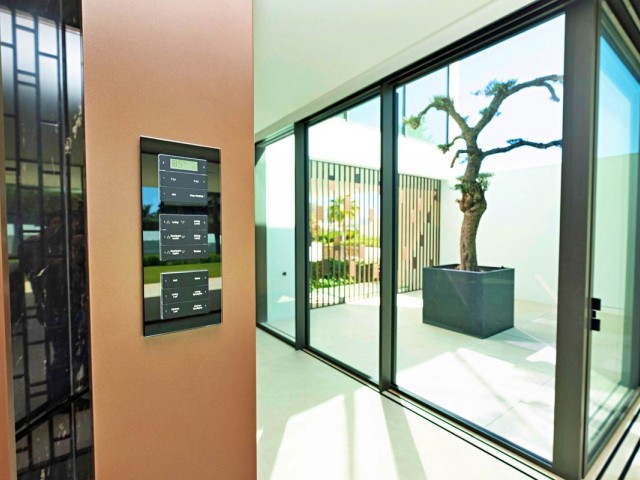 3 Bedrooms Villa in The Golden Mile