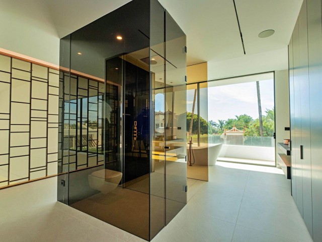 3 Bedrooms Villa in The Golden Mile