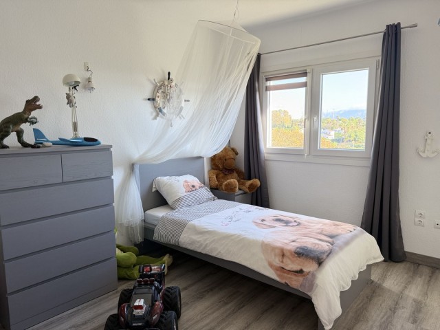 3 Sovrums Lägenhet i Estepona