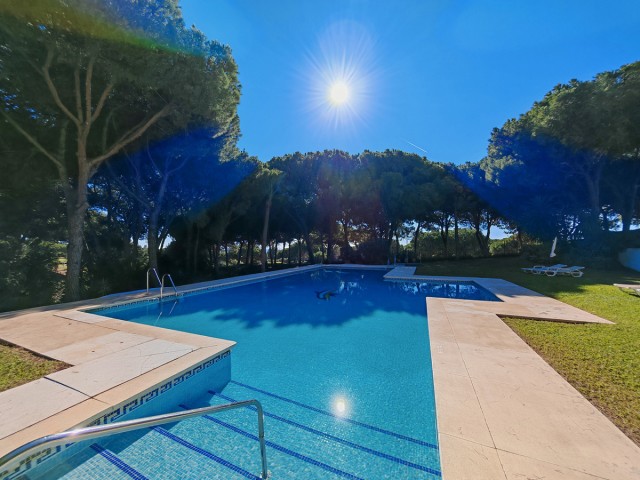 2 Bedrooms Townhouse in Cabopino