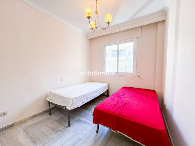 Apartamento con 2 Dormitorios  en The Golden Mile