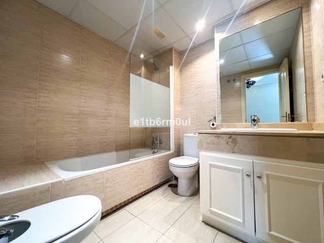 Apartamento con 2 Dormitorios  en The Golden Mile