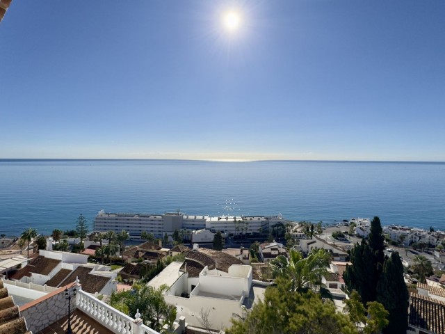 5 Bedrooms Villa in Benalmadena Costa