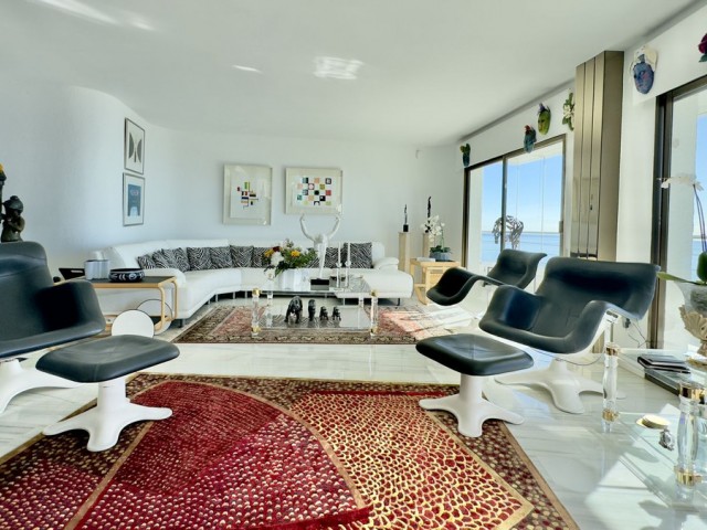 5 Bedrooms Villa in Benalmadena Costa