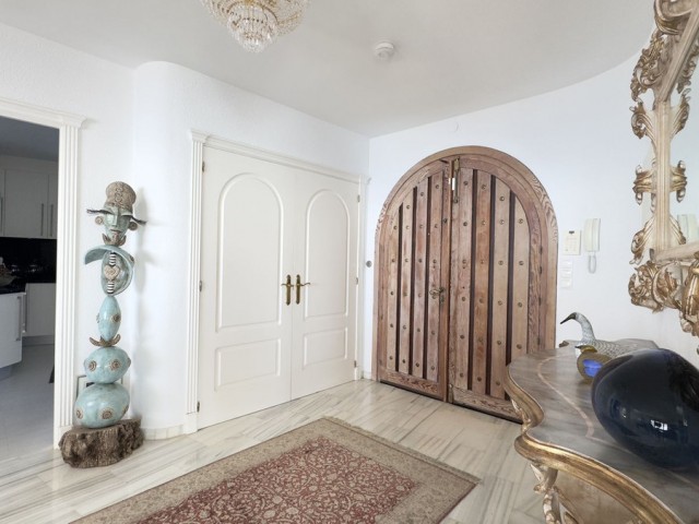 5 Bedrooms Villa in Benalmadena Costa