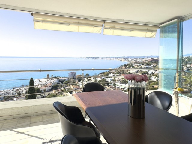 5 Bedrooms Villa in Benalmadena Costa